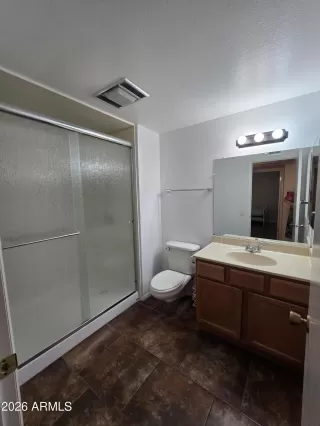 Photo #5: 7043387 Listing