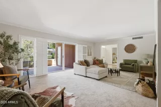 Photo #1: 7043551 Listing