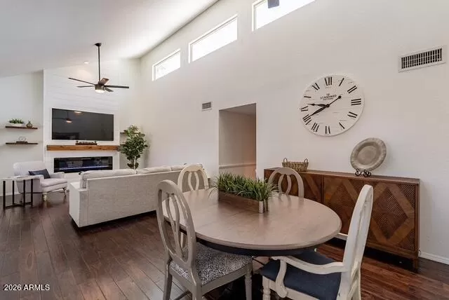 MLS: 7043628 Condo For Sale