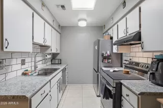 Photo #2: 7043802 Listing