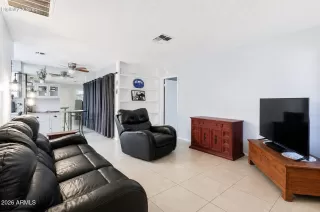 Photo #4: 7043802 Listing