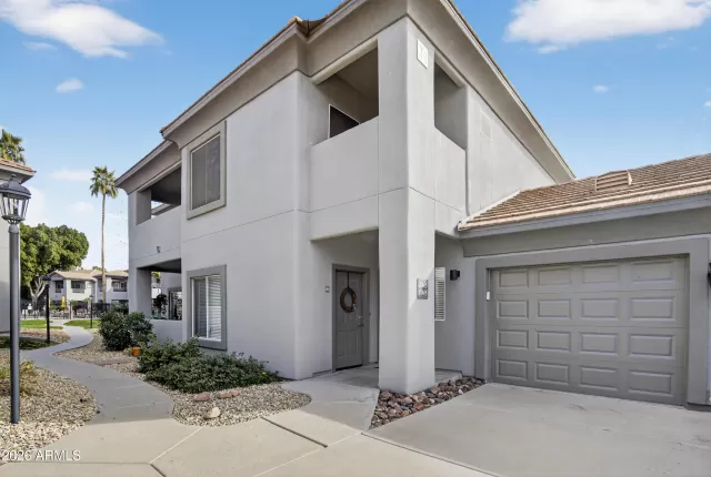 MLS: 7043861 Condo For Sale