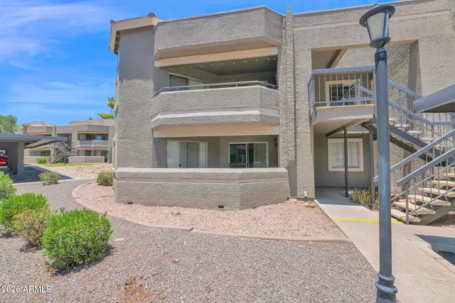 MLS: 7043911 Condo For Sale