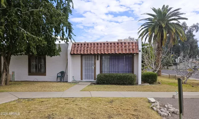 MLS: 7043949 Condo For Sale