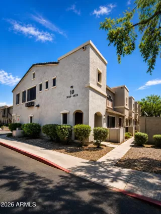 Photo #4: 7043966 Listing