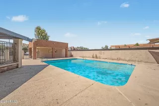 Photo #6: 7043992 Listing 