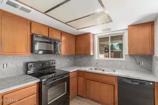 Photo #5: 7044070 Listing 