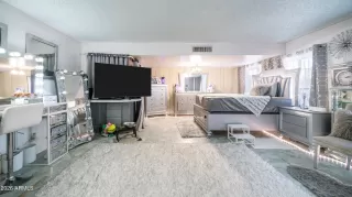 Photo #5: 7044086 Listing