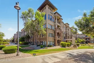 Photo #1: 7044301 Listing 