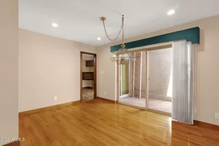 Photo #3: 7044406 Listing