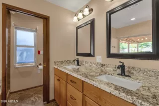 Photo #6: 7044406 Listing