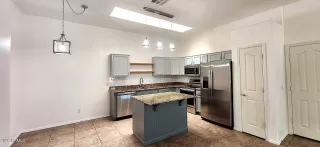 Photo #5: 7044417 Listing