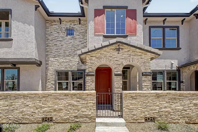 MLS: 7044419 Condo For Sale