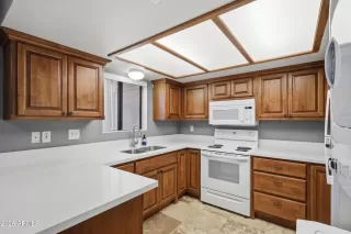 Photo #1: 7044604 Listing