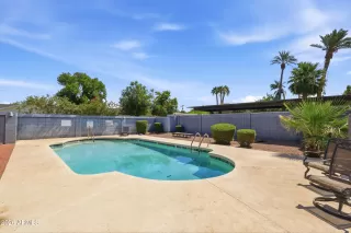 Photo #3: 7044604 Listing