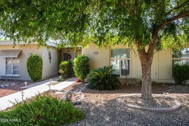 MLS: 7044865 Condo For Sale