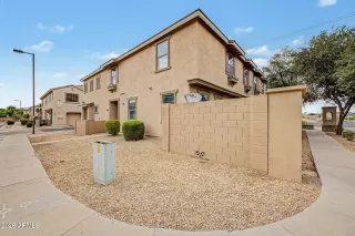 Photo #3: 7044984 Listing