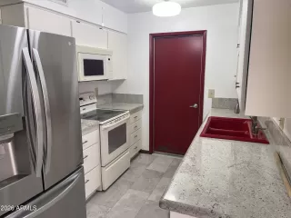 Photo #4: 7045056 Listing 