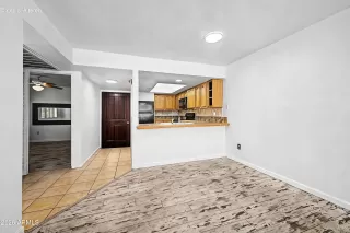 Photo #4: 7045598 Listing 