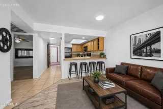 Photo #5: 7045598 Listing 