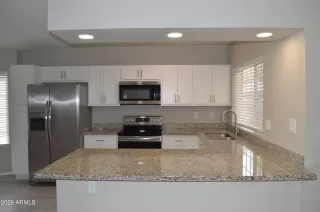 Photo #4: 7045678 Listing