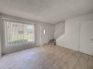 Photo #5: 7045791 Listing