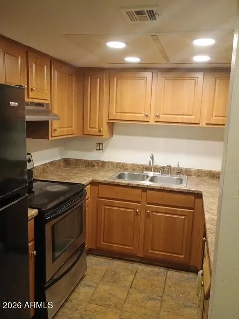 MLS: 7046237 Condo For Sale