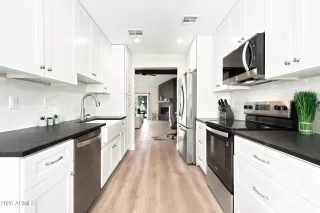 Photo #3: 7046326 Listing 
