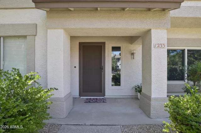 MLS: 7046382 Condo For Sale