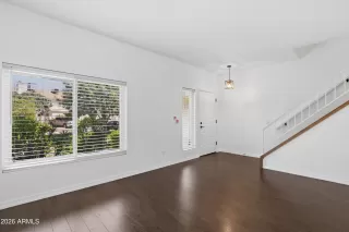 Photo #4: 7046382 Listing 