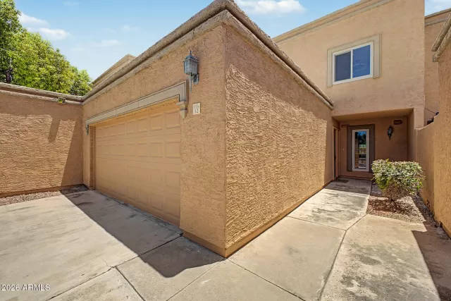 MLS: 7046435 Condo For Sale