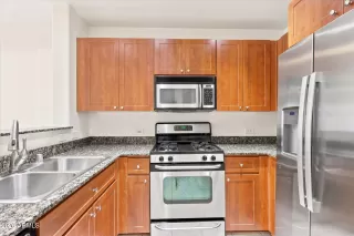 Photo #6: 7046490 Listing 