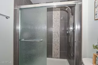 Photo #2: 7046739 Listing 