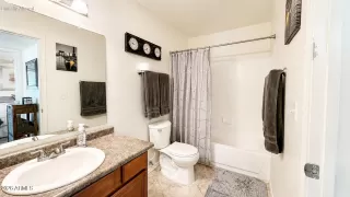 Photo #5: 7046776 Listing 