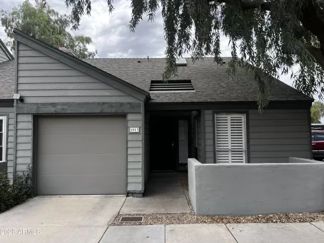 MLS: 7046860 Condo For Sale
