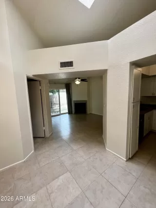 Photo #3: 7046860 Listing 