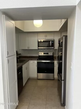 Photo #6: 7046860 Listing 