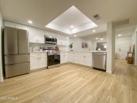 More Details about MLS # 6495897 : 2802 E BECK LANE #3