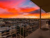 More Details about MLS # 6505240 : 207 W CLARENDON AVENUE#H7