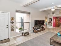 More Details about MLS # 6515123 : 1043 E NORTHERN AVENUE