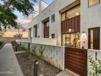 More Details about MLS # 6527212 : 540 W MARIPOSA STREET#9