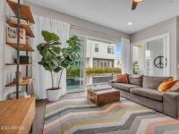 More Details about MLS # 6532287 : 1717 E MORTEN AVENUE #2