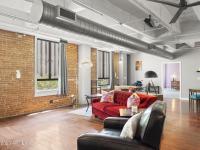 More Details about MLS # 6564542 : 114 W ADAMS STREET #310