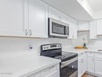 More Details about MLS # 6632323 : 2409 W HAZELWOOD STREET#275