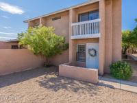 More Details about MLS # 6739347 : 2837 E TRACY LANE#1