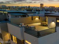 More Details about MLS # 6831302 : 377 E WINDSOR AVENUE#4