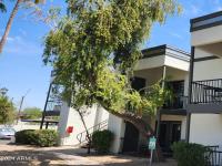 More Details about MLS # 6852378 : 740 W ELM STREET#264