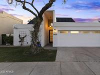 More Details about MLS # 6852441 : 2425 E OREGON AVENUE