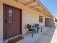 More Details about MLS # 6870371 : 1219 E COLTER STREET#8